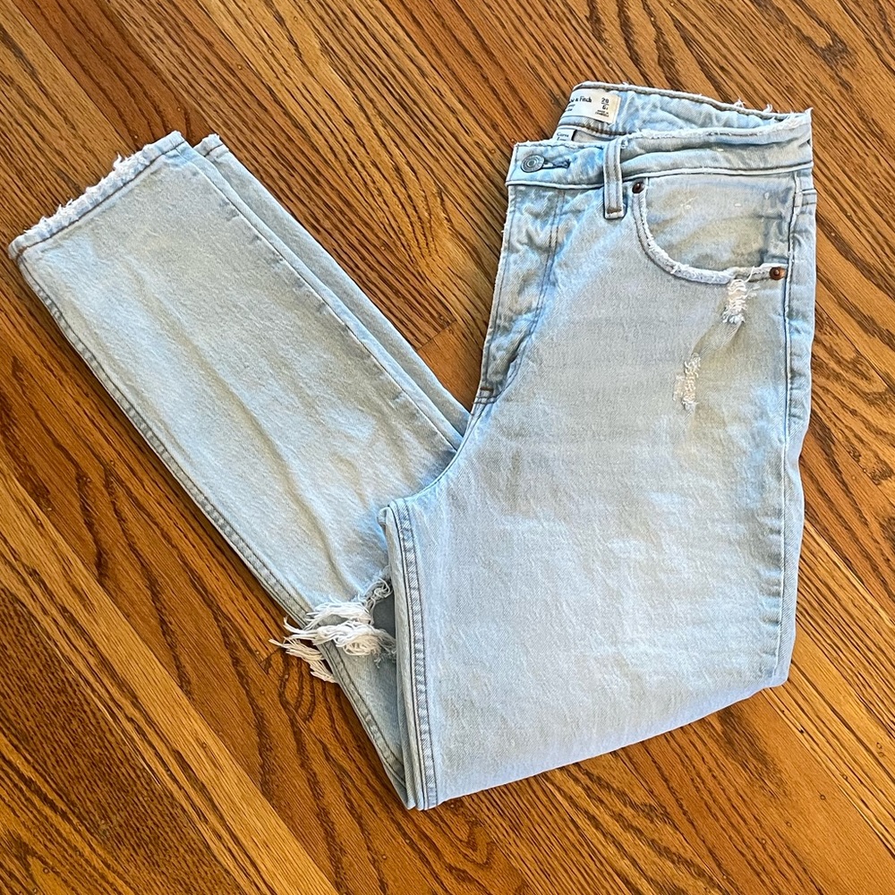 SOLD Abercrombie Straight Ripped Curve Love Jeans